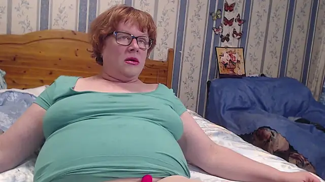 AMARILLIS online show from 12-17-25, 04:02