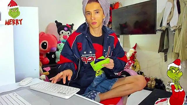 Lawrncesofiets online show from 12-22-25, 05:54