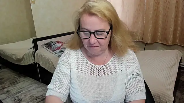 Frau Marta online show from 05-28-26, 12:02