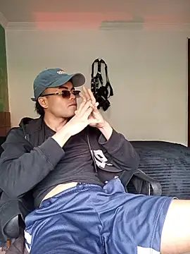 pinedasex777 online show from 11-06-25, 04:08