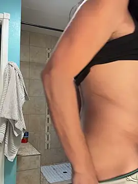 Snapshot of WolfTribe69 chatting on 03-23-26, 12:36 WolfTribe69 online show from 03-23-26, 12:36