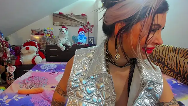 Snapshot of Raffaelababy chatting on 12-27-24, 12:56 Raffaelababy online show from 12-27-24, 12:56