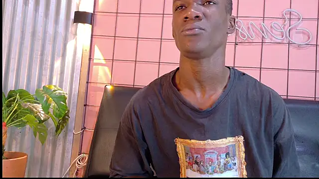 Snapshot of martin_killer chatting on 10-10-25, 01:26 martin killer online show from 10-10-25, 01:26