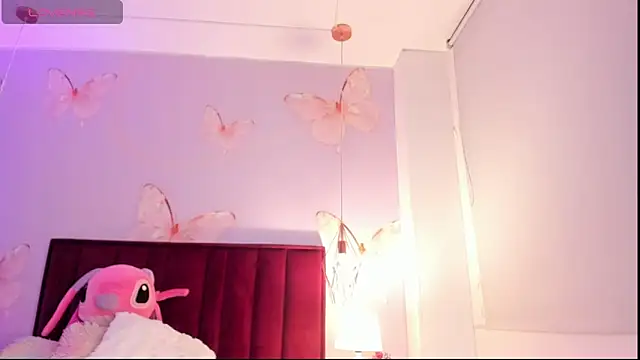 Snapshot of Vivi_prinncess chatting on 02-07-26, 11:30 Vivi prinncess online show from 02-07-26, 11:30