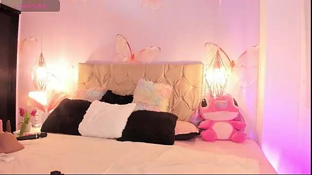 Vivi prinncess online show from 03-21-26, 11:19