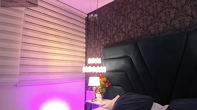 Snapshot of Vivi_prinncess chatting on 05-22-26, 11:32 Vivi prinncess online show from 05-22-26, 11:32