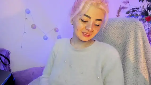 Sammysammy  online show from 12-14-24, 08:34