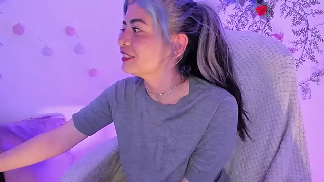 Sammysammy  online show from 03-03-25, 04:03