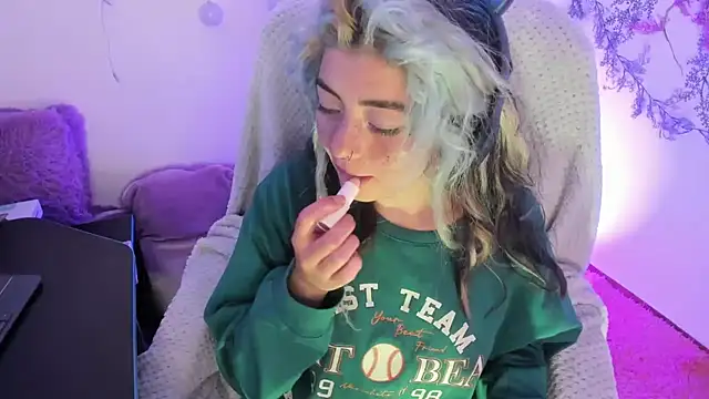 Sammysammy  online show from 03-18-25, 05:31