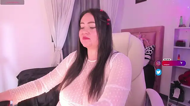 Snapshot of AudredLovely chatting on 07-15-26, 01:00 AudredLovely online show from 07-15-26, 01:00