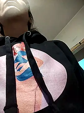 JoLeNe27 online show from 12-01-25, 06:24