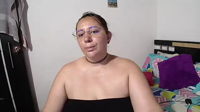 sexxy ticki online show from 09-17-25, 10:00