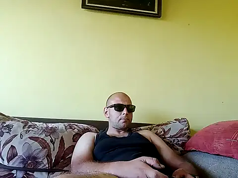 Snapshot of Flakka95 chatting on 09-15-25, 01:44 Flakka95 online show from 09-15-25, 01:44