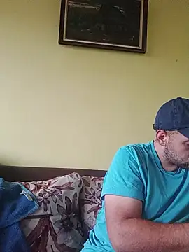 Snapshot of Flakka95 chatting on 10-08-25, 07:06 Flakka95 online show from 10-08-25, 07:06