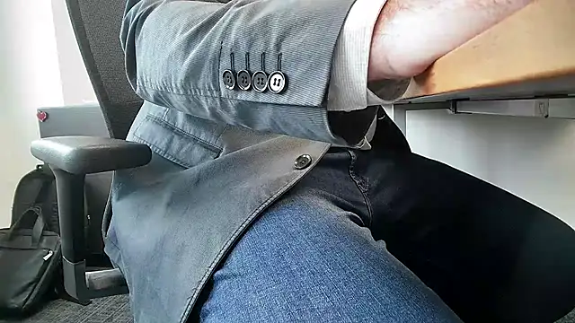 Snapshot of 69bezfleku chatting on 12-10-24, 11:11 69bezfleku online show from 12-10-24, 11:11