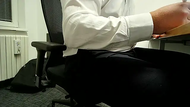 Snapshot of 69bezfleku chatting on 02-05-25, 04:36 69bezfleku online show from 02-05-25, 04:36