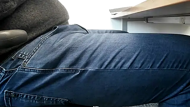 Snapshot of 69bezfleku chatting on 11-20-25, 07:41 69bezfleku online show from 11-20-25, 07:41