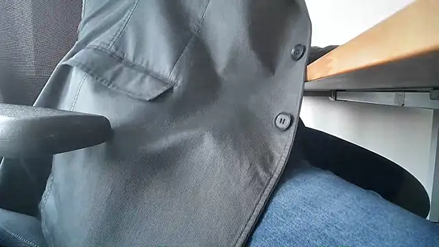 69bezfleku online show from 03-12-26, 11:49