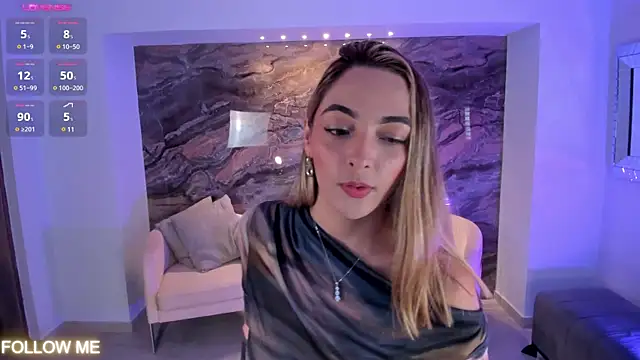 Snapshot of MelissaMoore_ chatting on 03-05-25, 02:36 MelissaMoore online show from 03-05-25, 02:36