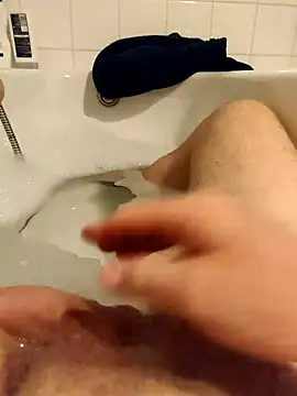 Snapshot of papiculo86 chatting on 03-11-25, 12:44 papiculo86 online show from 03-11-25, 12:44