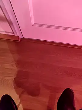 Snapshot of papiculo86 chatting on 10-29-25, 04:53 papiculo86 online show from 10-29-25, 04:53