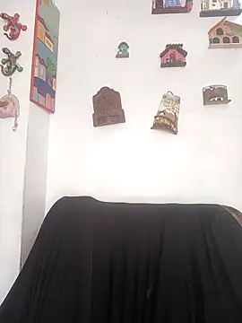 Snapshot of shayna_all chatting on 02-15-25, 02:26 shayna all online show from 02-15-25, 02:26