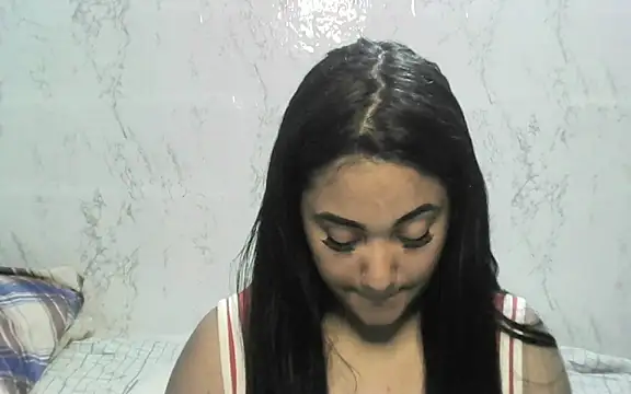 Snapshot of shayna_all chatting on 03-04-25, 02:49 shayna all online show from 03-04-25, 02:49