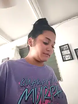 Snapshot of shayna_all chatting on 03-07-25, 05:38 shayna all online show from 03-07-25, 05:38