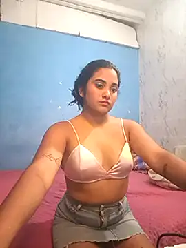 Snapshot of shayna_all chatting on 03-15-25, 02:46 shayna all online show from 03-15-25, 02:46