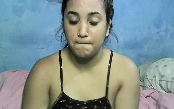 Snapshot of shayna_all chatting on 03-22-25, 09:42 shayna all online show from 03-22-25, 09:42