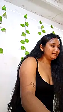 Snapshot of shayna_all chatting on 11-04-25, 03:27 shayna all online show from 11-04-25, 03:27