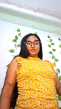 Snapshot of shayna_all chatting on 11-12-25, 06:19 shayna all online show from 11-12-25, 06:19