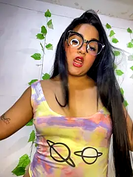 Snapshot of shayna_all chatting on 01-07-26, 07:05 shayna all online show from 01-07-26, 07:05