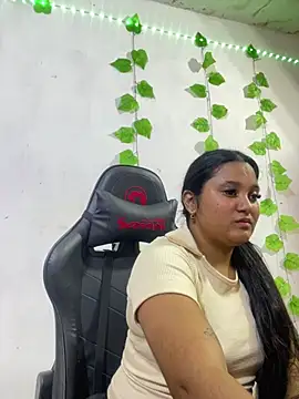 shayna all online show from 07-17-26, 02:18