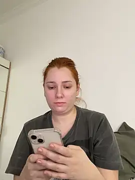 Snapshot of Patriciamoura69 chatting on 02-05-25, 05:20 Patriciamoura69 online show from 02-05-25, 05:20