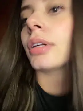 Snapshot of Miss_valeriaa chatting on 02-15-25, 03:09 Miss valeriaa online show from 02-15-25, 03:09