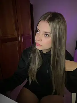 Snapshot of Miss_valeriaa chatting on 03-05-25, 10:32 Miss valeriaa online show from 03-05-25, 10:32