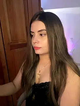 Snapshot of Miss_valeriaa chatting on 10-29-25, 02:19 Miss valeriaa online show from 10-29-25, 02:19