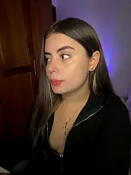 Snapshot of Miss_valeriaa chatting on 11-18-25, 11:15 Miss valeriaa online show from 11-18-25, 11:15