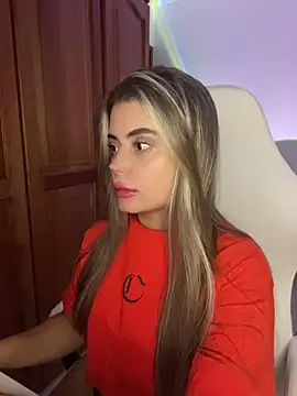 Snapshot of Miss_valeriaa chatting on 07-05-26, 02:07 Miss valeriaa online show from 07-05-26, 02:07