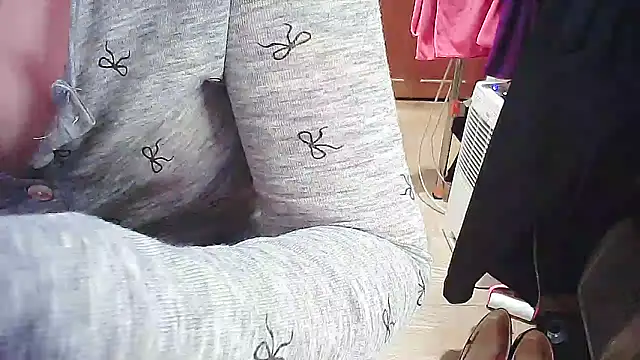 cindy01113520 online show from 02-20-25, 02:13