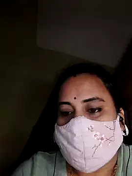 Snapshot of Sheela-Bhabi chatting on 02-10-25, 11:45 Sheela-Bhabi online show from 02-10-25, 11:45