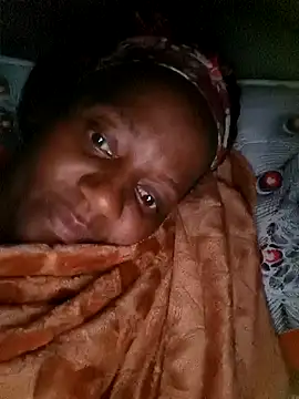 Snapshot of Galcraze chatting on 03-14-25, 12:54 Galcraze online show from 03-14-25, 12:54