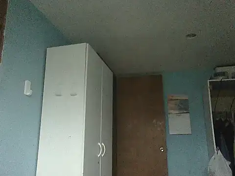 Snapshot of SexyRach75 chatting on 10-31-25, 10:44 SexyRach75 online show from 10-31-25, 10:44