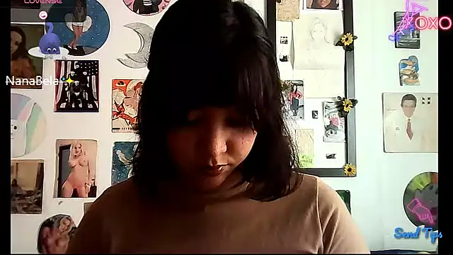 soynanabela28 online show from 01-10-25, 07:00