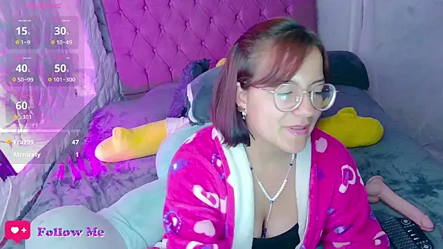 emma luna1986 online show from 02-28-25, 06:32