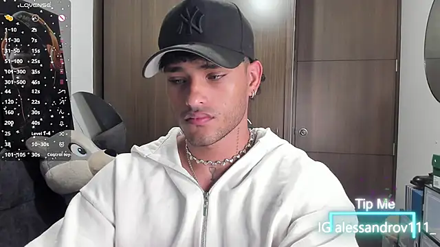 Snapshot of Alessandro_Vanni chatting on 11-20-25, 02:23 Alessandro Vanni online show from 11-20-25, 02:23