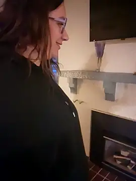 Snapshot of Canadian_BBW chatting on 01-14-25, 12:22 Canadian BBW online show from 01-14-25, 12:22