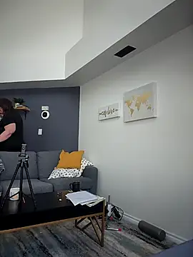 Snapshot of Canadian_BBW chatting on 02-13-25, 04:50 Canadian BBW online show from 02-13-25, 04:50