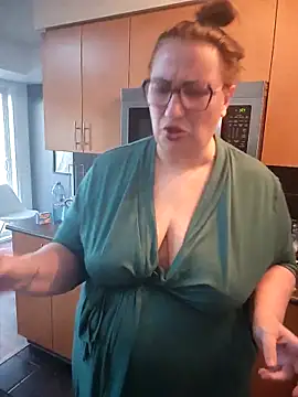 Snapshot of Canadian_BBW chatting on 02-27-25, 12:54 Canadian BBW online show from 02-27-25, 12:54